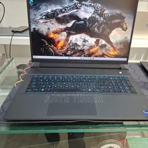 New Laptop Alienware M17x R2 32GB Intel Core I9 SSD 1T
