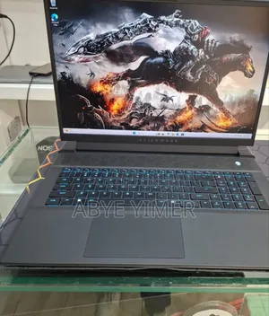 New Laptop Alienware M17x R2 32GB Intel Core I9 SSD 1T