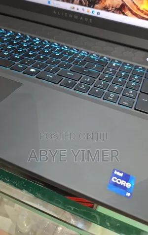 New Laptop Alienware M17x R2 32GB Intel Core I9 SSD 1T