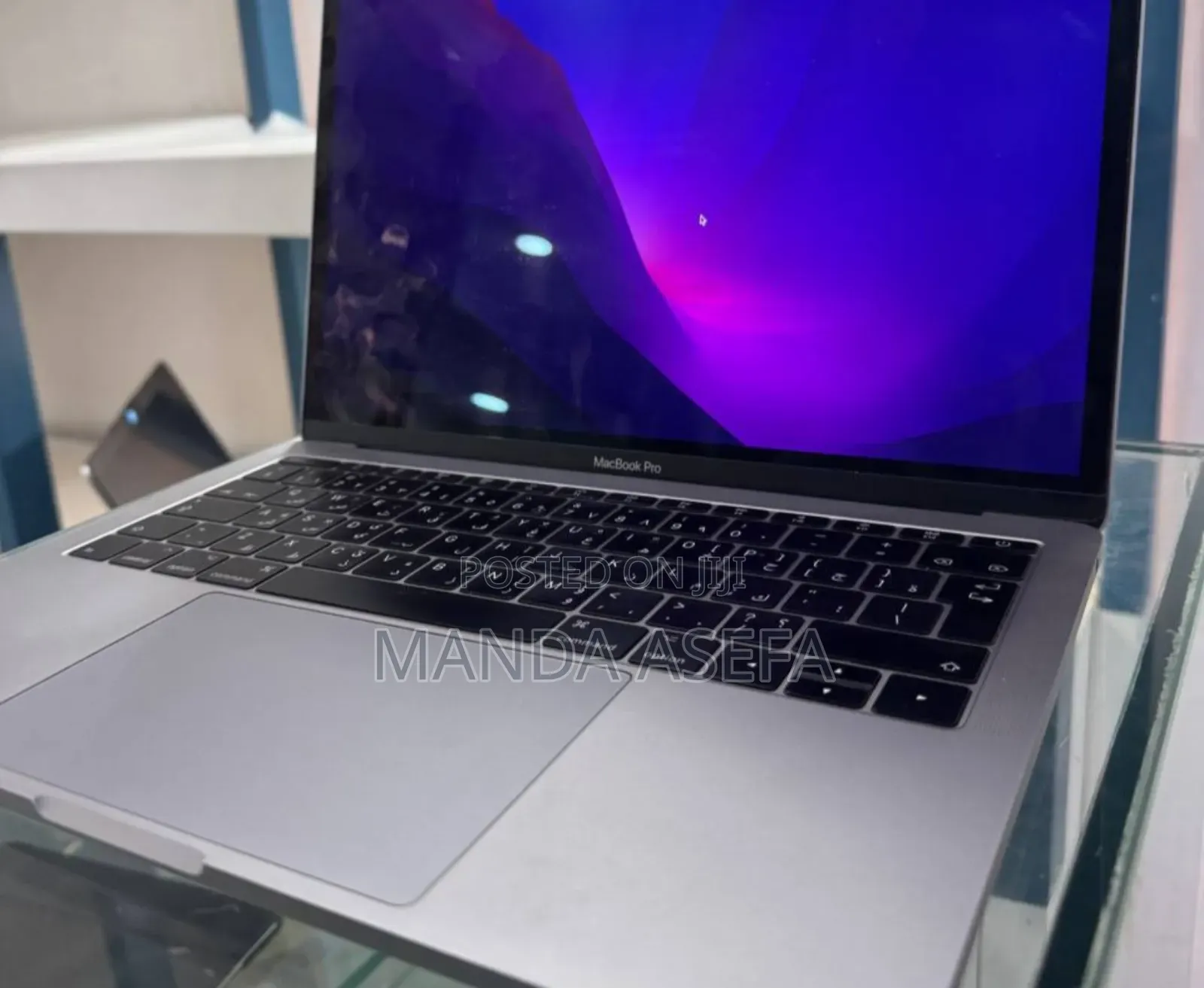 New Laptop Apple MacBook Pro 2017 8GB Intel Core I5 SSD 256GB