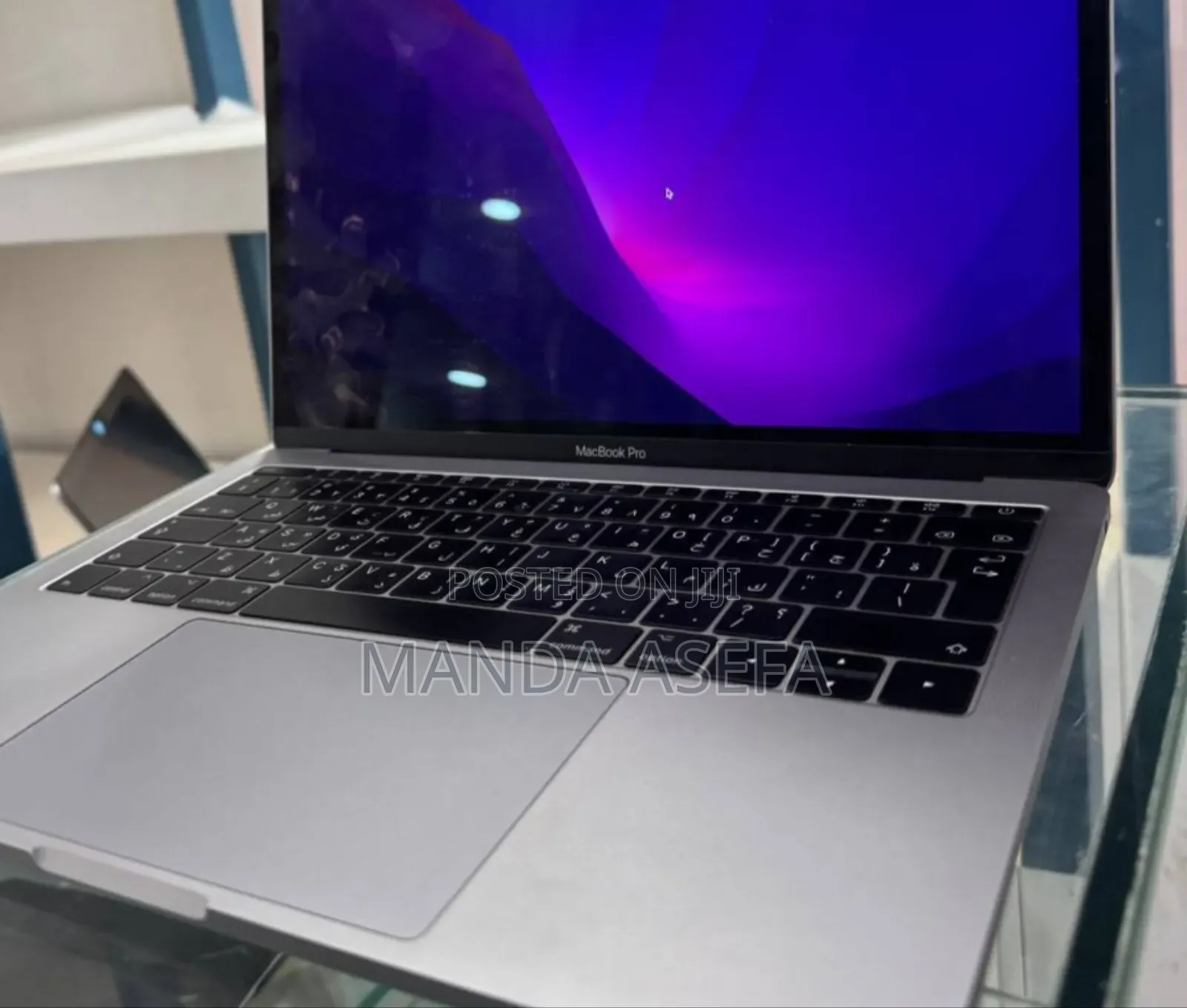 New Laptop Apple MacBook Pro 2017 8GB Intel Core I5 SSD 256GB