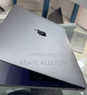 New Laptop Apple MacBook Pro 2019 8GB Intel Core I5 SSD 256GB