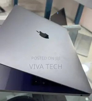 New Laptop Apple MacBook Pro 2019 8GB Intel Core I5 SSD 256GB
