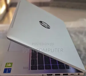 New Laptop HP EliteBook 840 G9 16GB Intel Core I7 SSD 512GB