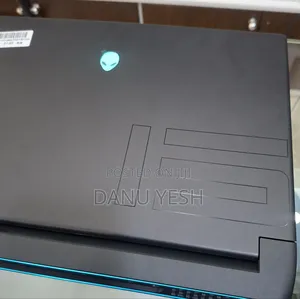 New Laptop Alienware M15 R3 32GB Intel Core I9 SSD 1T