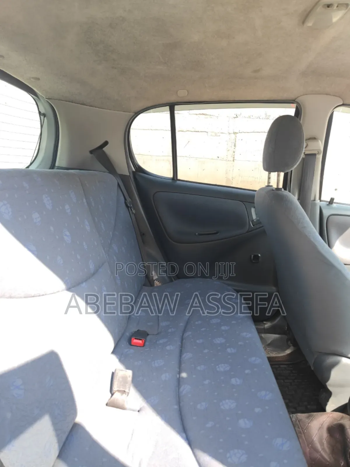 Toyota Vitz 2002 Silver