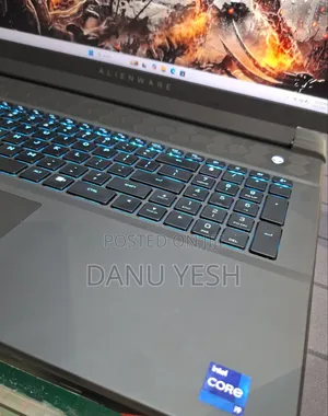 New Laptop Alienware M17x R2 32GB Intel Core I9 SSD 1T