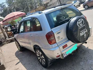 Toyota RAV4 2005 Silver