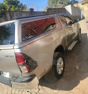 Toyota Hilux 2019 Teal