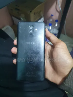 Samsung Galaxy J8 32 GB Black