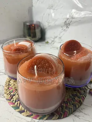 Oreo Cookie-Style Candle