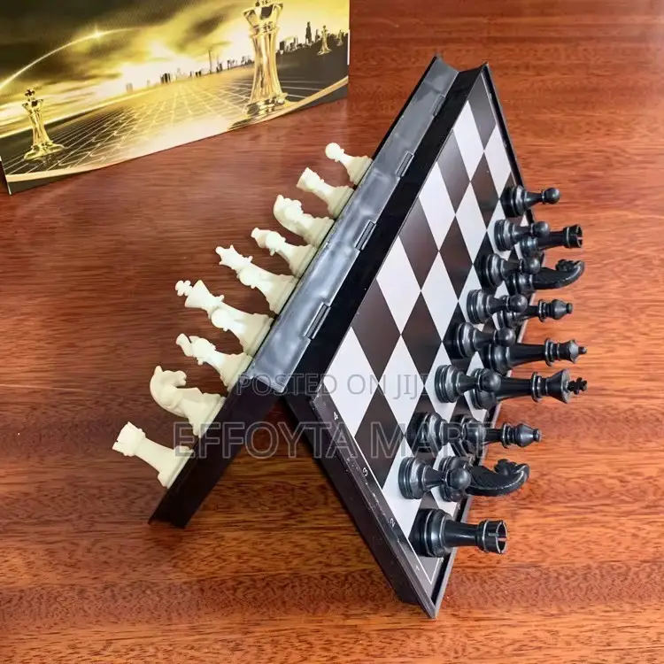High Quality Board Foldable Chess Set
