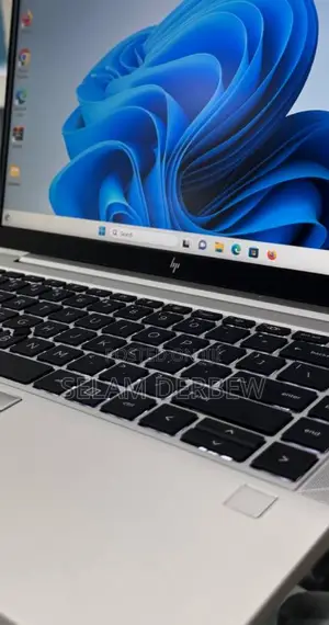 New Laptop HP EliteBook 845 G8 16GB AMD Ryzen 5 SSD 512GB