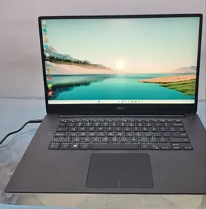 New Laptop Dell XPS 15 16GB Intel Core I7 SSD 512GB