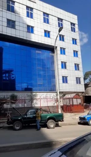 Golagol -22, B+G+5 Building for Sale 700sqm