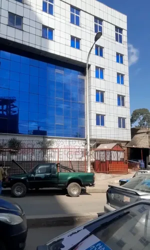 Golagol -22, B+G+5 Building for Sale 700sqm