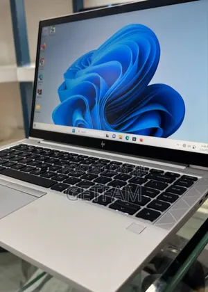 New Laptop HP EliteBook 840 G8 16GB AMD Ryzen 5 SSD 512GB
