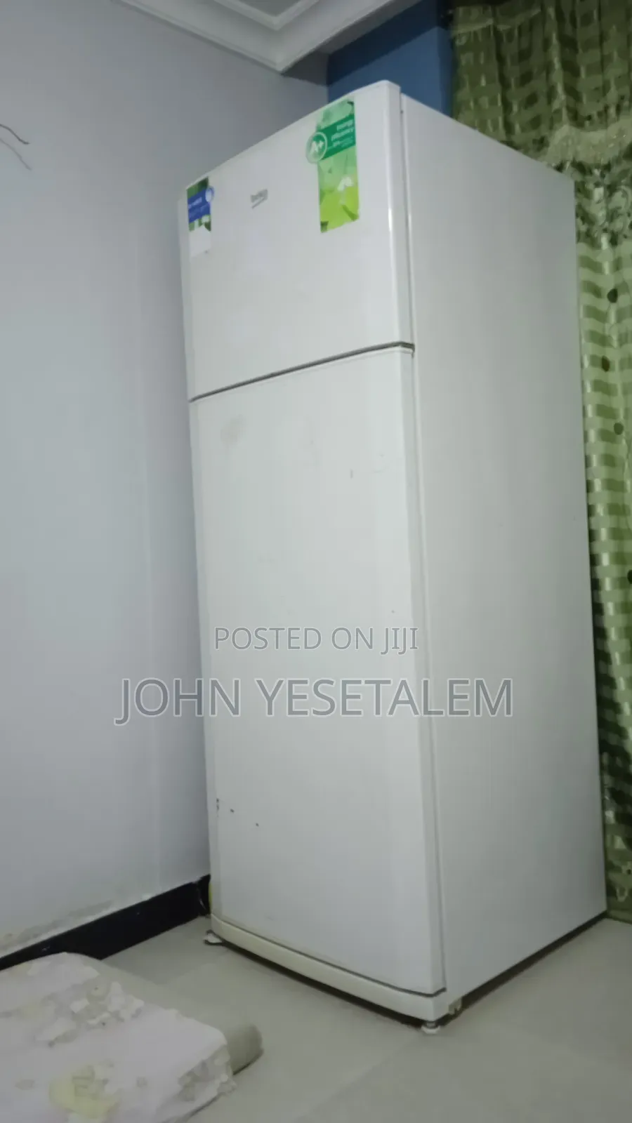 የሚሸጥ ፍሪጅ Beko 605 Lt