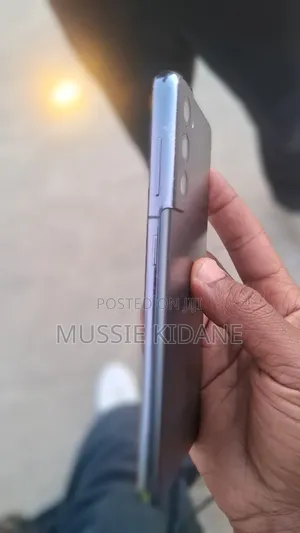 Samsung Galaxy S21 5G 128 GB Black