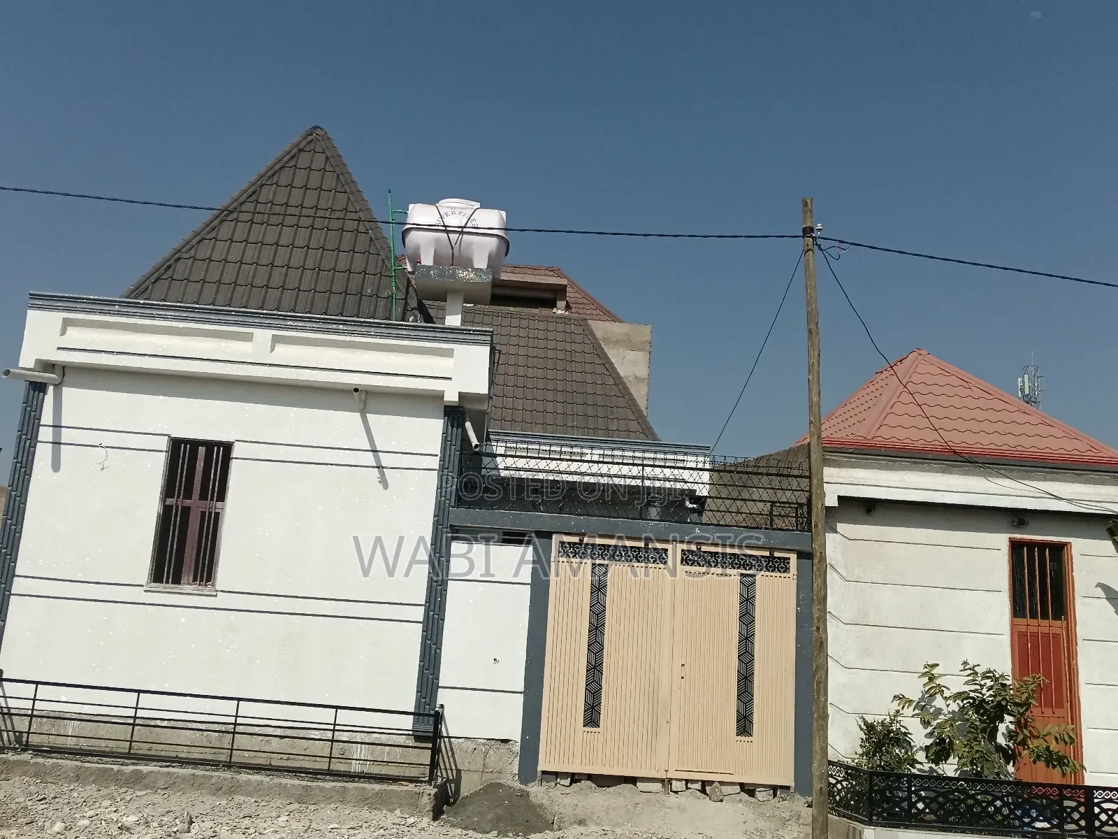 5bdrm House in Dukam, East Shewa for sale