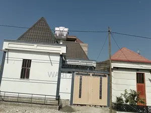 5bdrm House in Dukam, East Shewa for sale