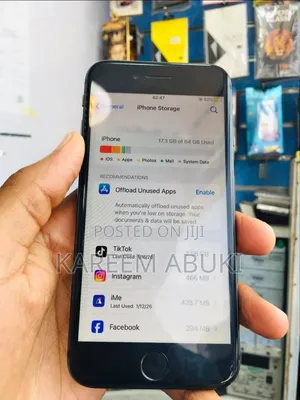 New Apple iPhone 8 64 GB Black