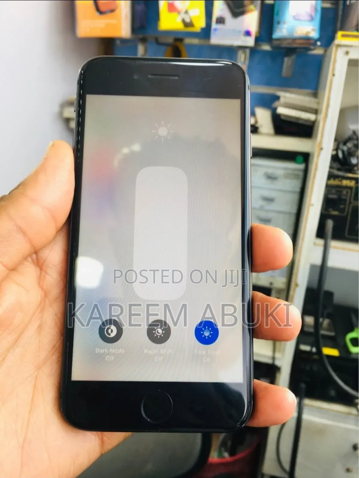 New Apple iPhone 8 64 GB Black