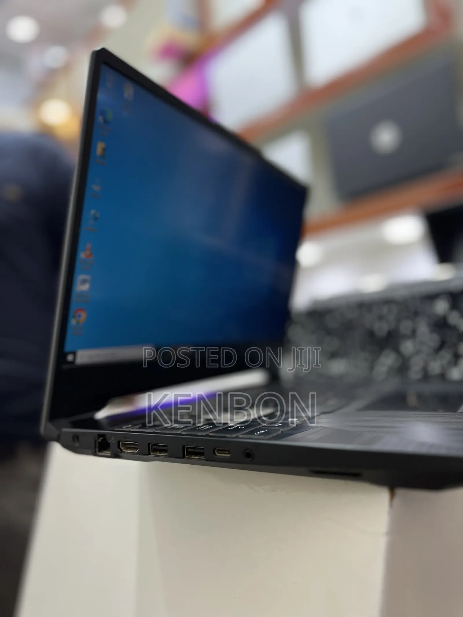 New Laptop Asus 12GB Intel Core I7 SSD 512GB