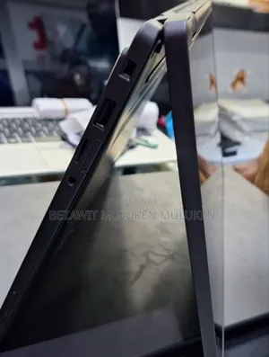 New Laptop Dell XPS 15 8GB Intel Core I7 SSD 512GB