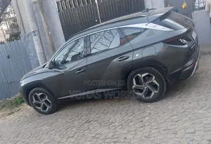 Hyundai Tucson 2022 Ivory