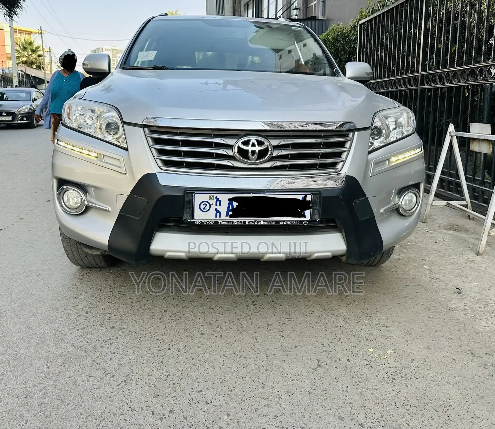 Toyota RAV4 2011 Silver