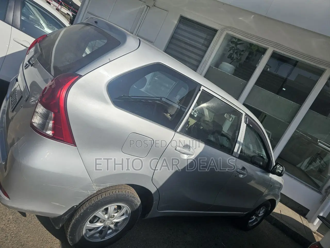 Toyota Avanza 2012 Silver