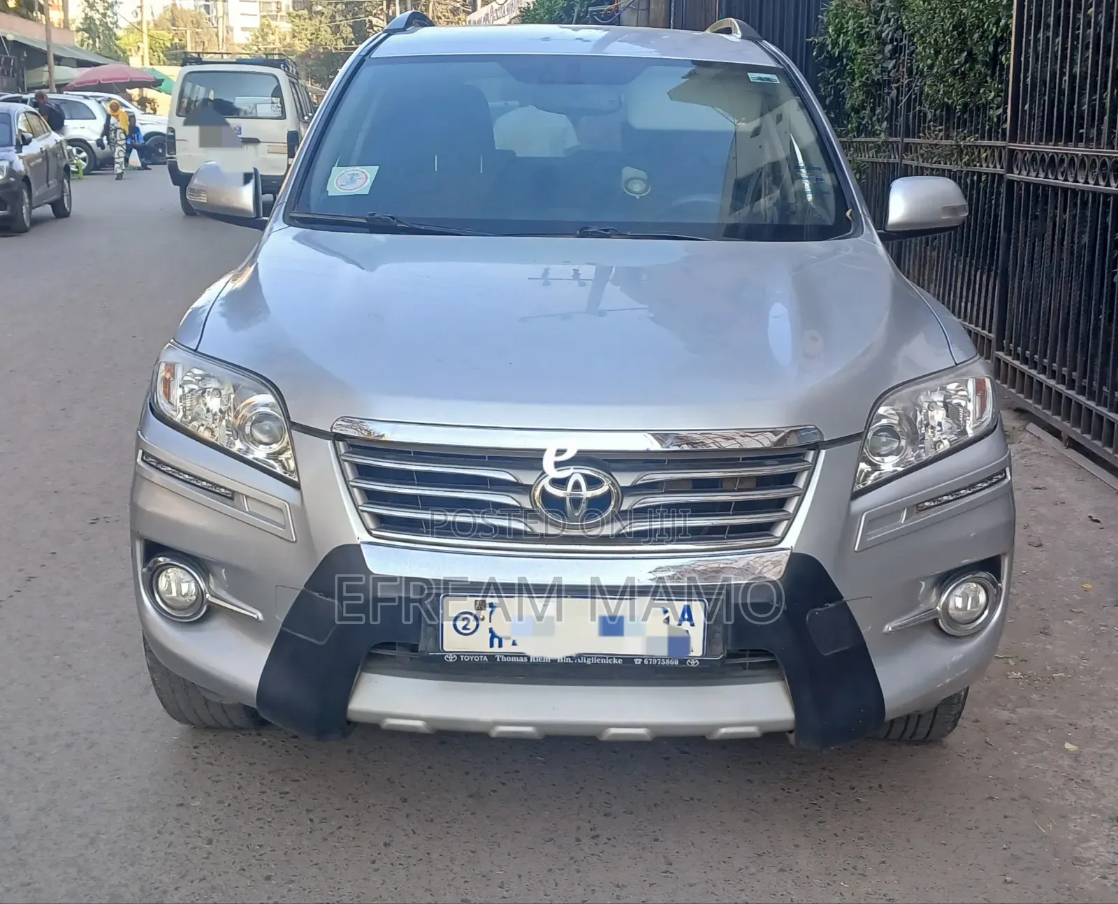 Toyota RAV4 2011 Silver