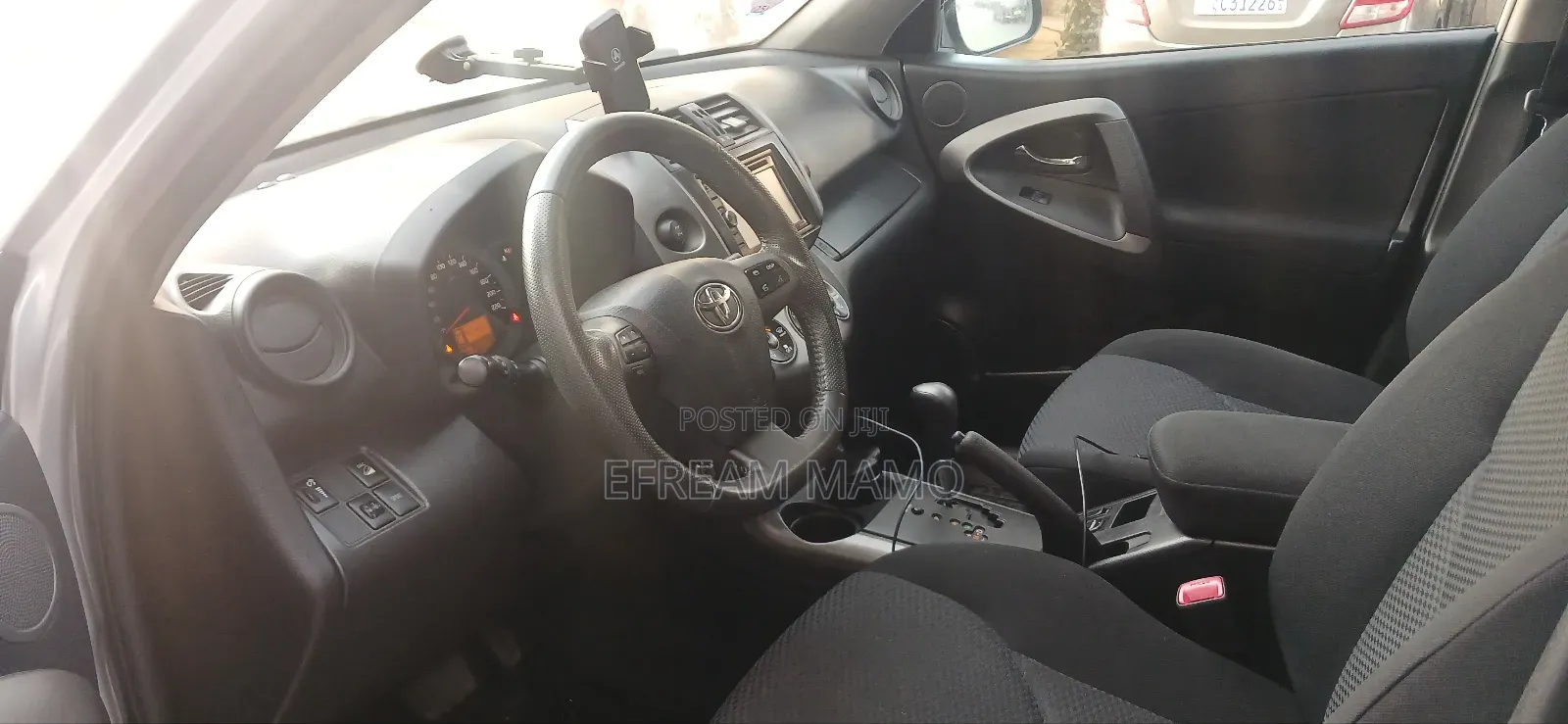 Toyota RAV4 2011 Silver