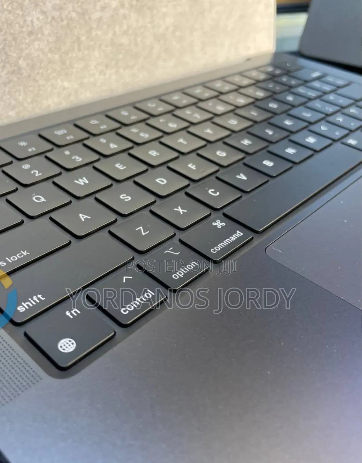 New Apple MacBook Pro 2023 M3 Max 14-Inch 64GB Apple M3 Max SSD 1T