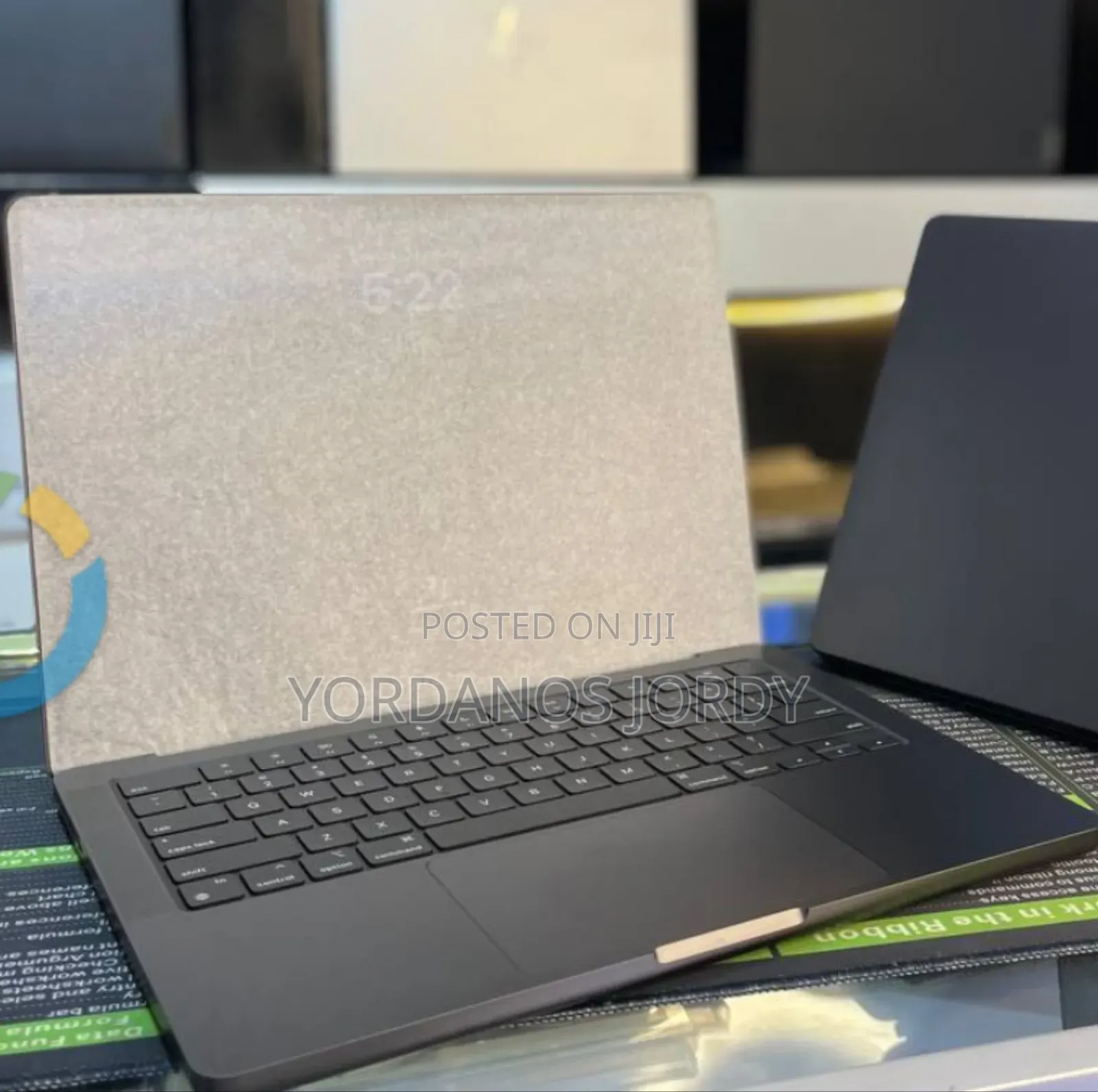 New Apple MacBook Pro 2023 M3 Max 14-Inch 64GB Apple M3 Max SSD 1T