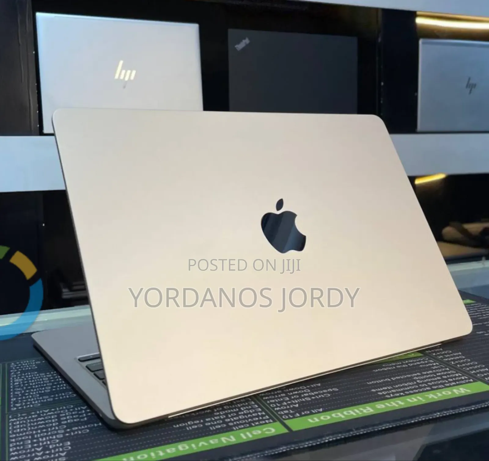 New Laptop Apple MacBook Air 2024 M3 13-Inch 8GB Apple M3 SSD 256GB