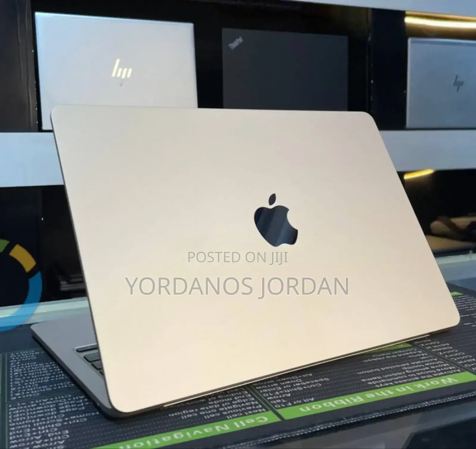 New Laptop Apple MacBook Air 2024 M3 13-Inch 8GB Apple M3 SSD 256GB