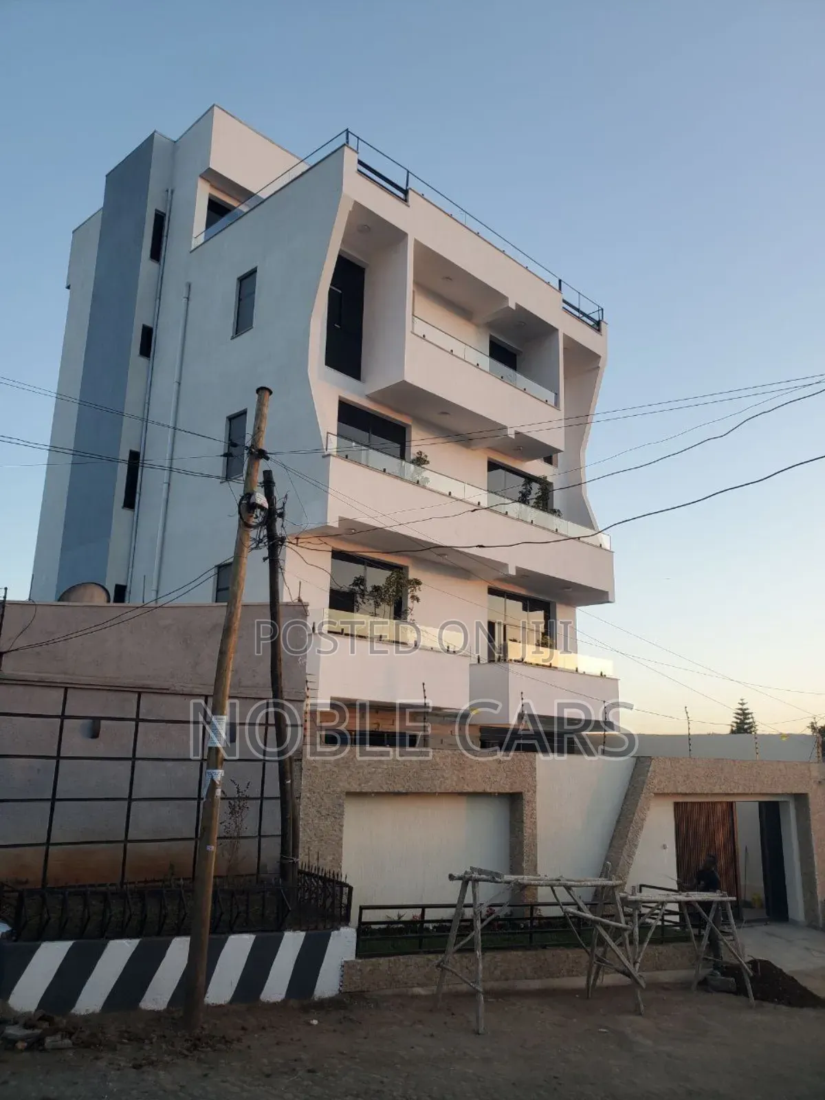 10bdrm House in Gullele for sale