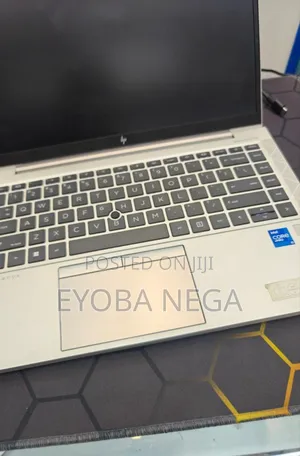 New Laptop HP EliteBook 840 G8 16GB Intel Core I5 SSD 512GB