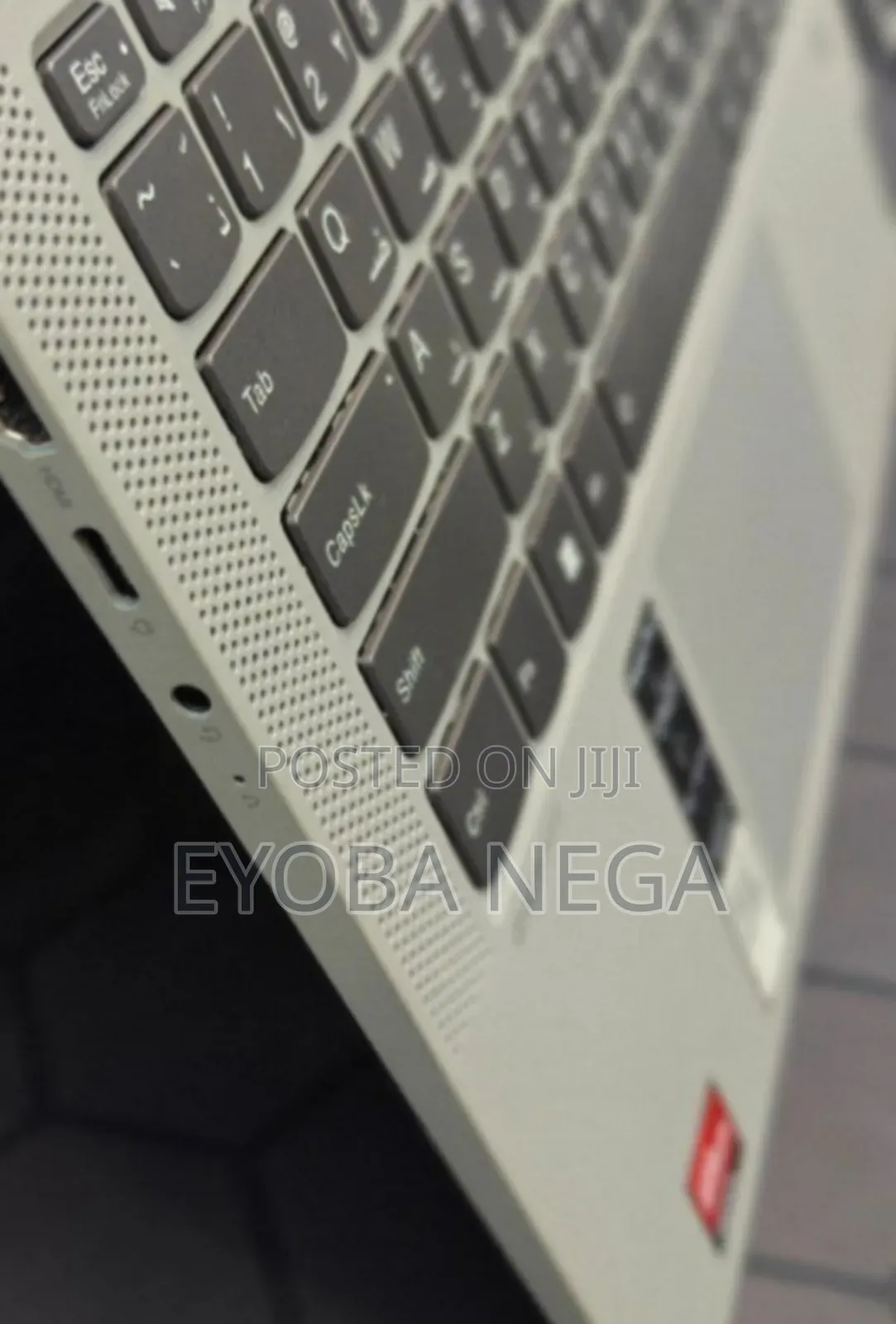 New Laptop Lenovo IdeaPad Flex 14 8GB AMD Ryzen 5 SSD 512GB