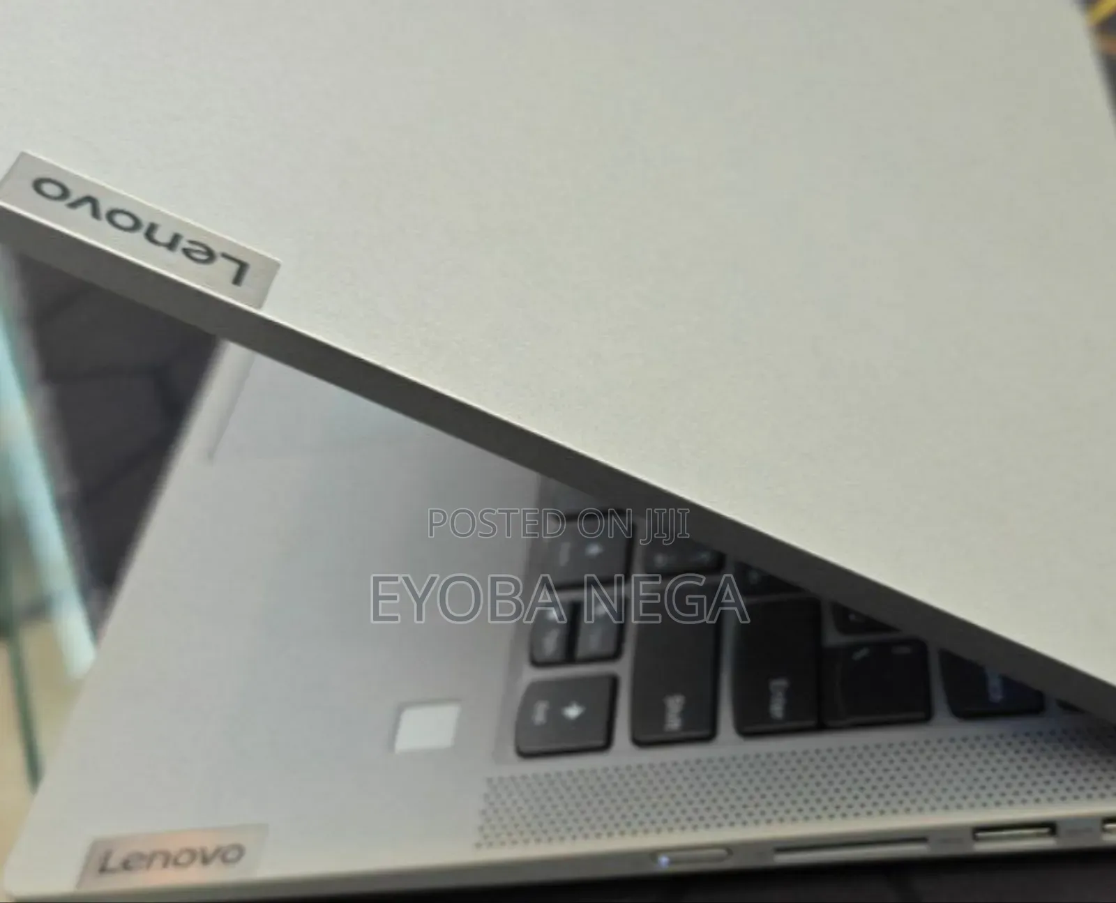 New Laptop Lenovo IdeaPad Flex 14 8GB AMD Ryzen 5 SSD 512GB