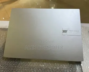 New Laptop Asus VivoBook 15 X505BA 16GB Intel Core I5 SSD 512GB