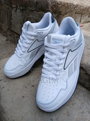 Original Reebok Sneaker – Clean Fresh