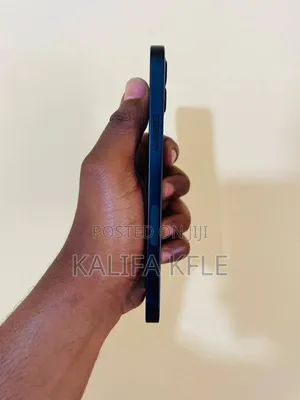 Apple iPhone 12 64 GB