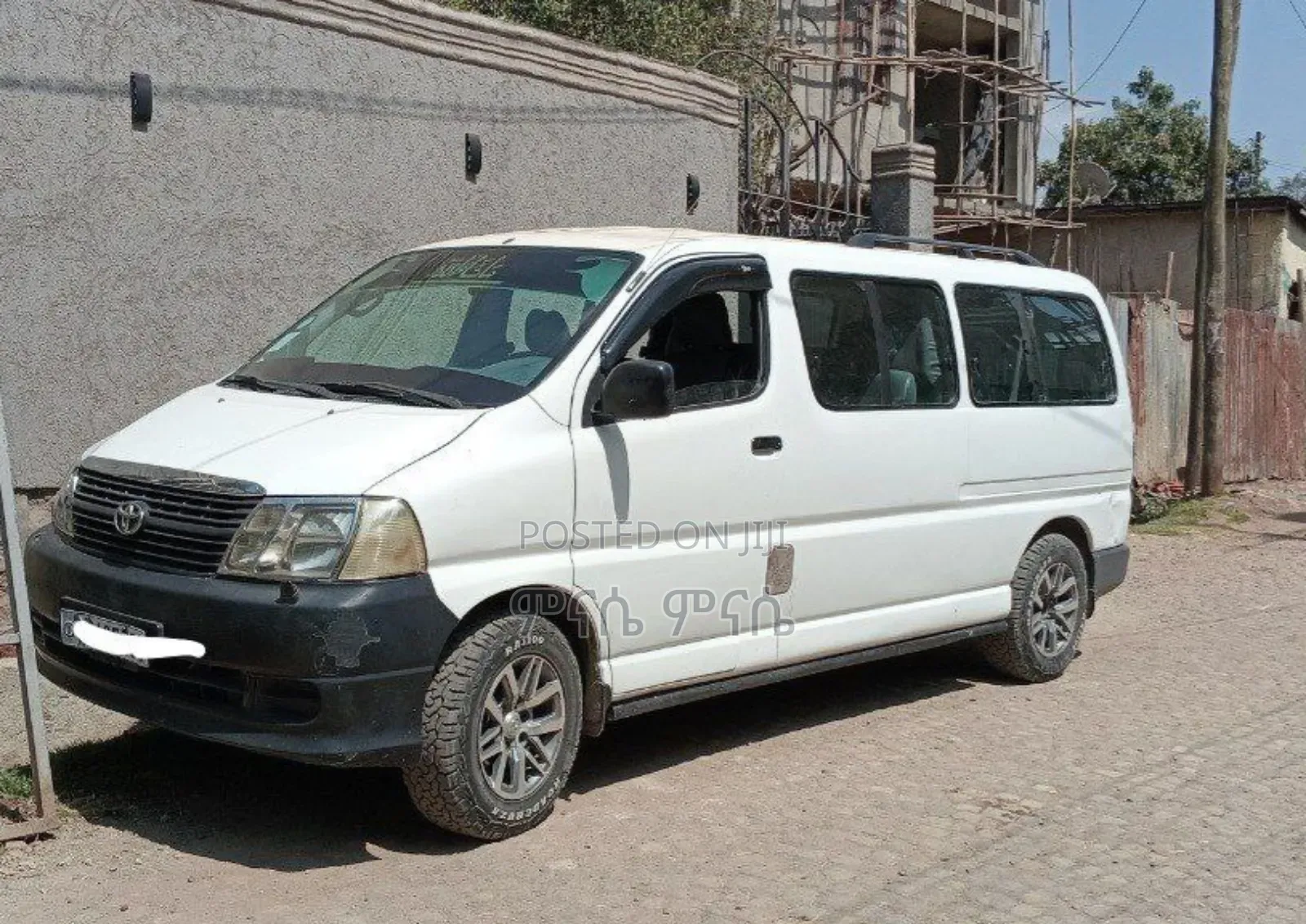Toyota HiAce 2007 White