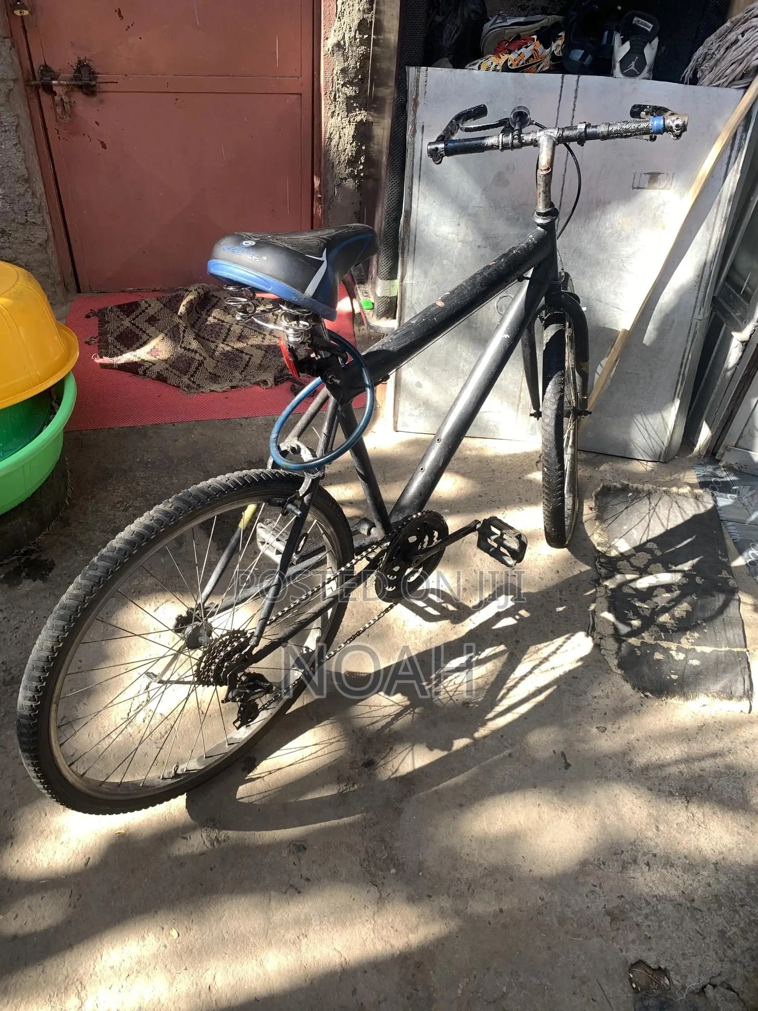 Bike 2000 26’ Mountain Bike