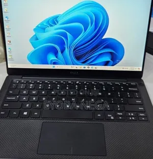 New Laptop Dell XPS 13 8GB Intel Core I5 SSD 512GB