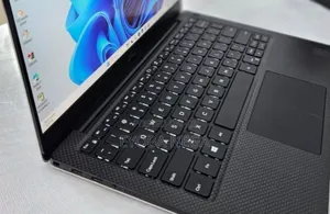 New Laptop Dell XPS 13 8GB Intel Core I5 SSD 512GB