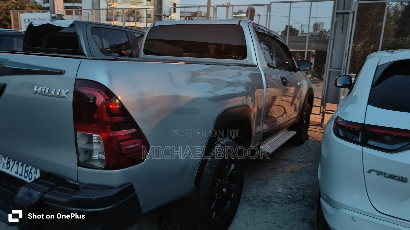 Toyota Hilux 2020 Gray